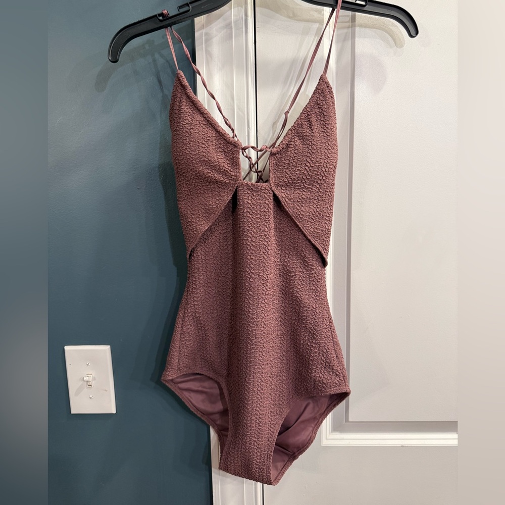 Neiwai Mauve Crinkle Textured Swimsuit